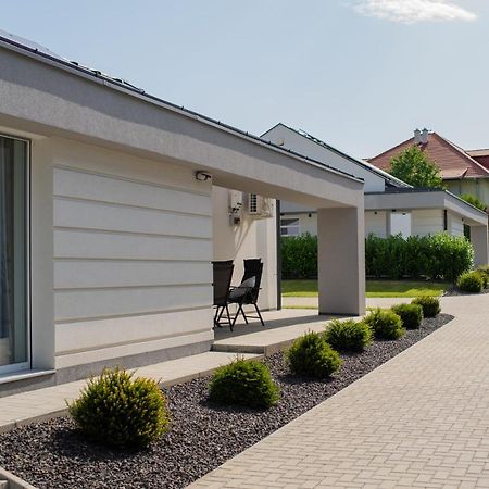 Twins Apartman Hévíz Exteriér fotografie