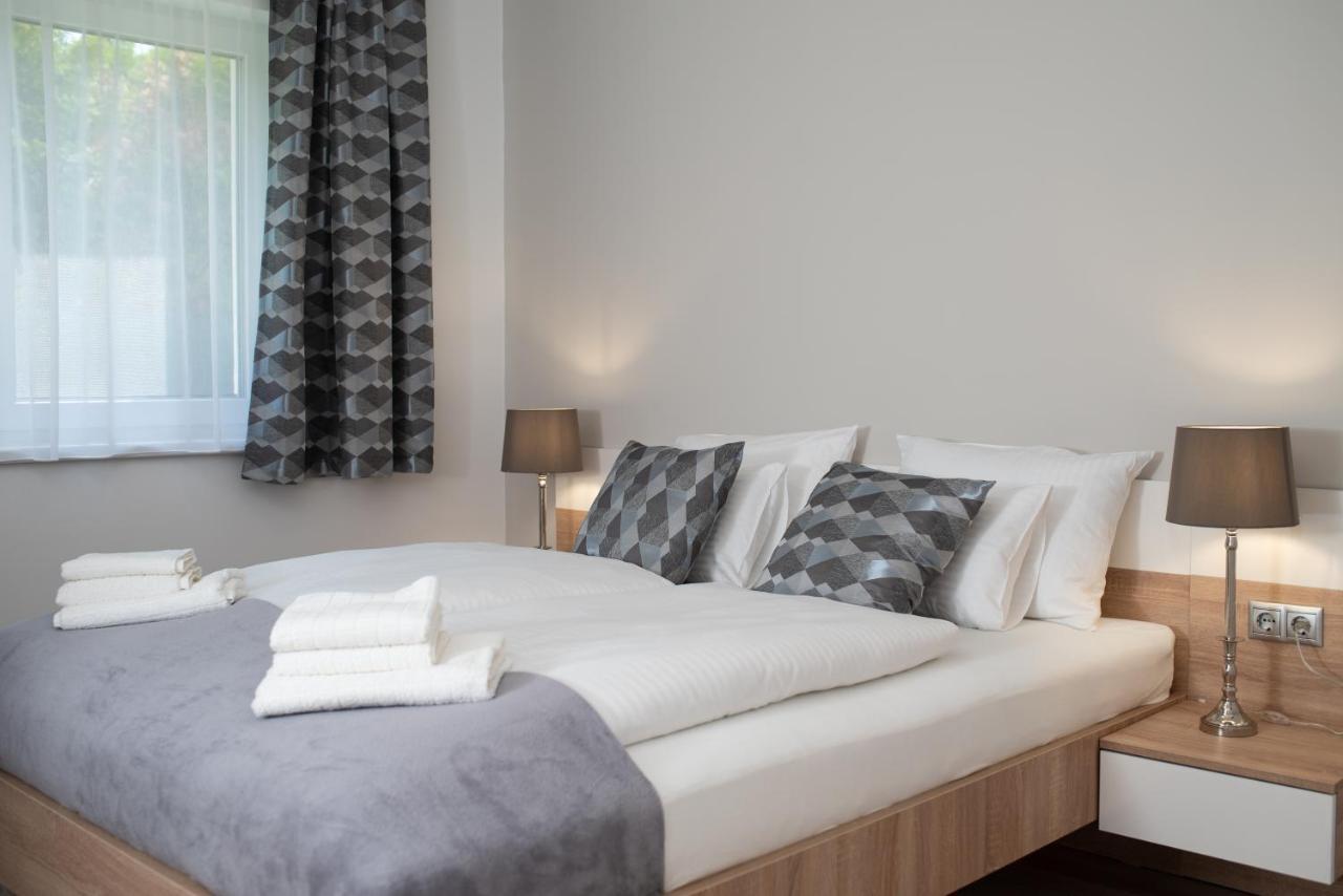Twins Apartman Hévíz Exteriér fotografie