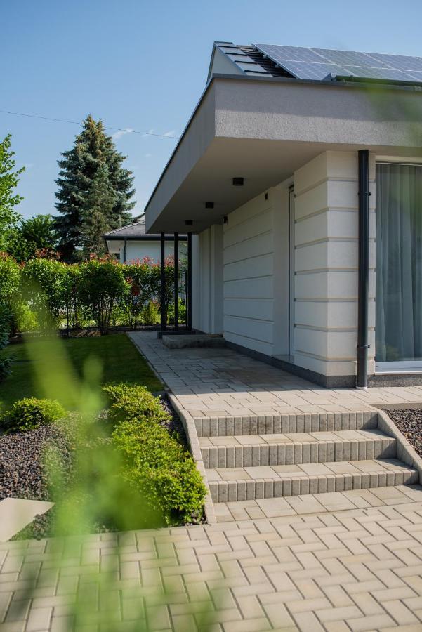 Twins Apartman Hévíz Exteriér fotografie
