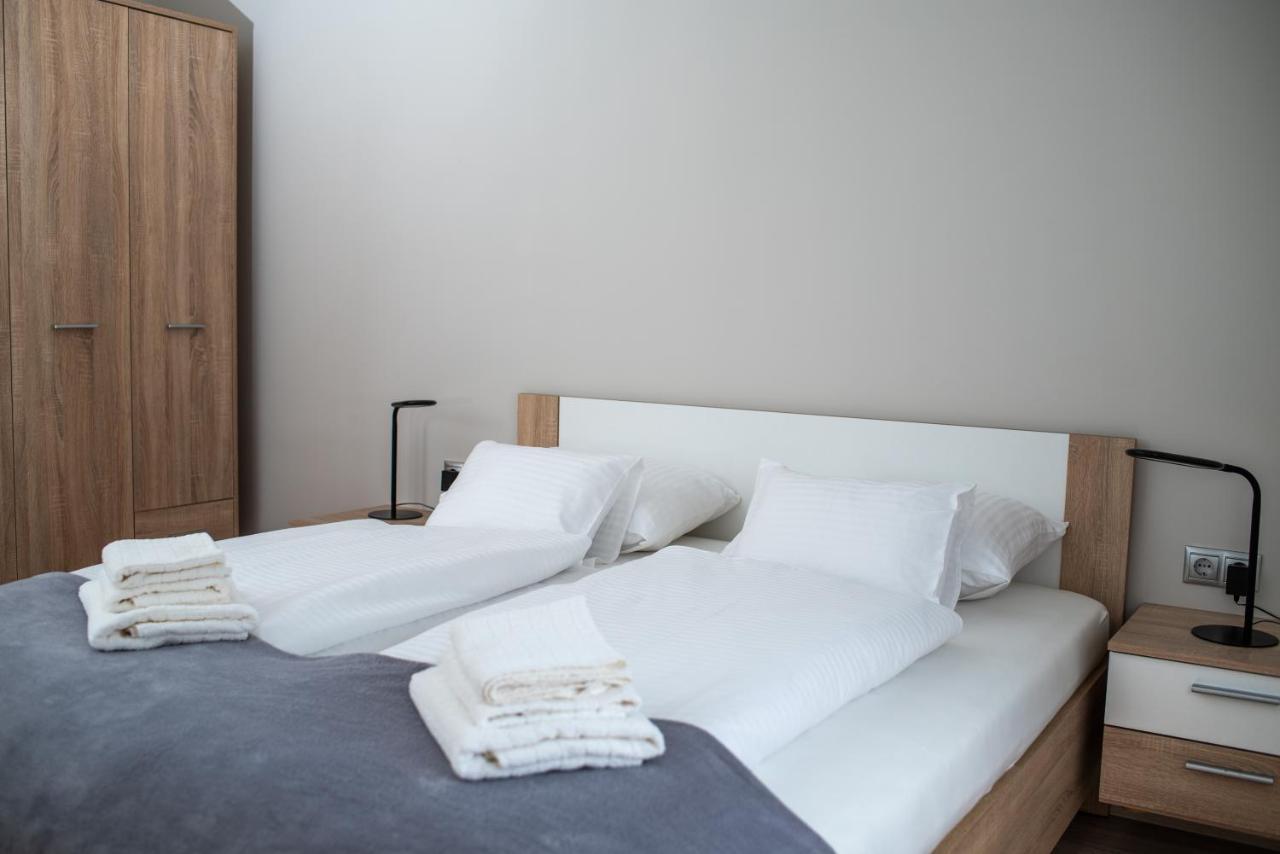 Twins Apartman Hévíz Exteriér fotografie
