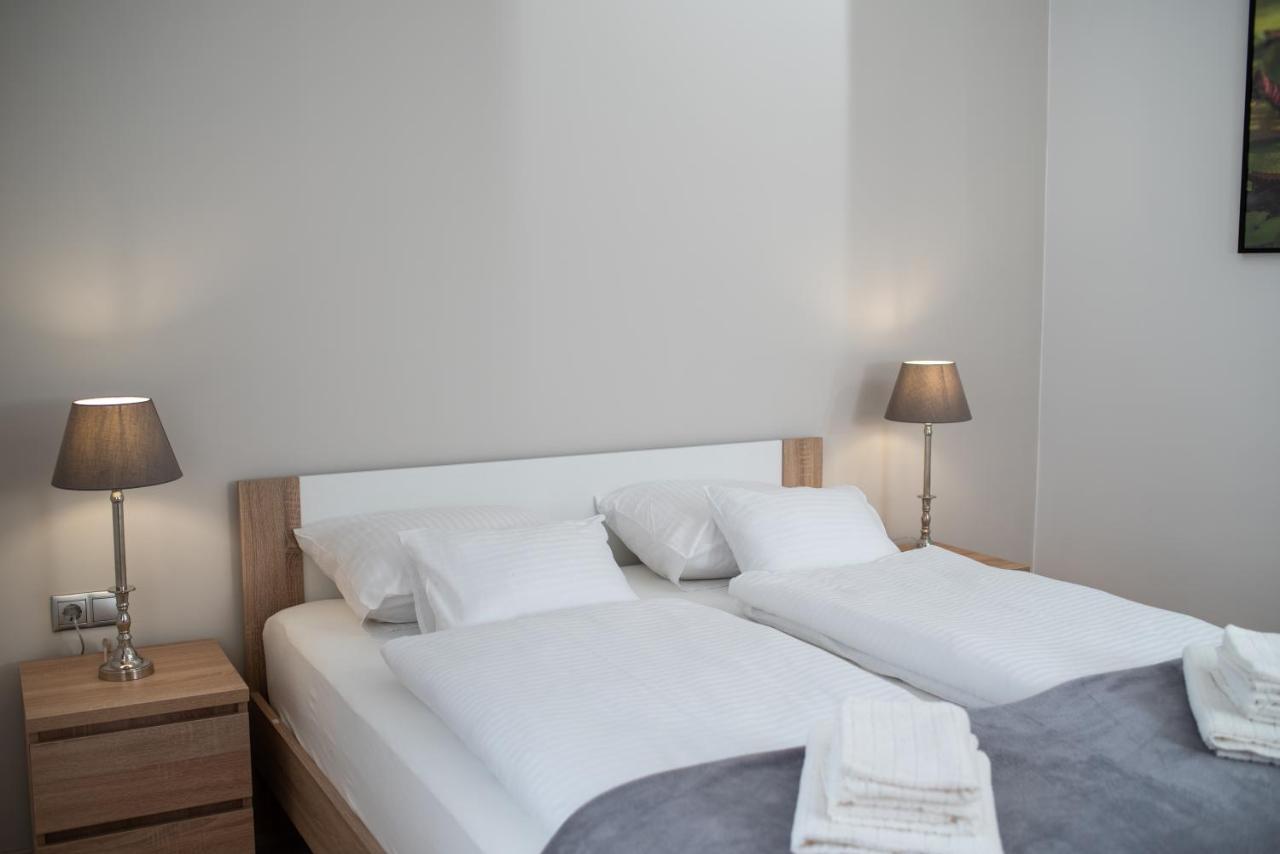 Twins Apartman Hévíz Exteriér fotografie